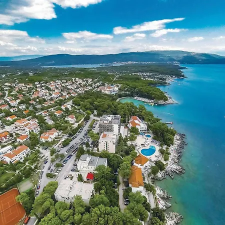 Beautiful In Krk With Kitchen Apartment *